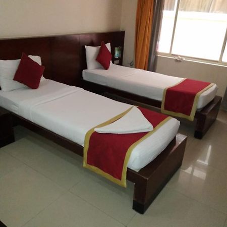 Hotel Vandematharam Бангалор Екстериор снимка