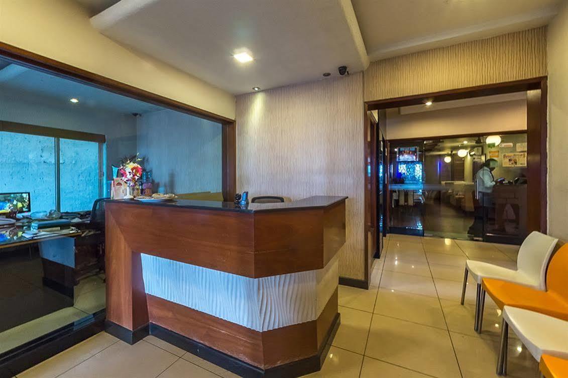 Hotel Vandematharam Бангалор Екстериор снимка