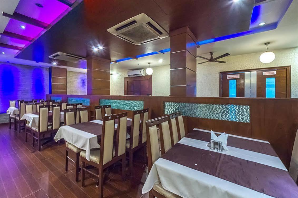 Hotel Vandematharam Бангалор Екстериор снимка