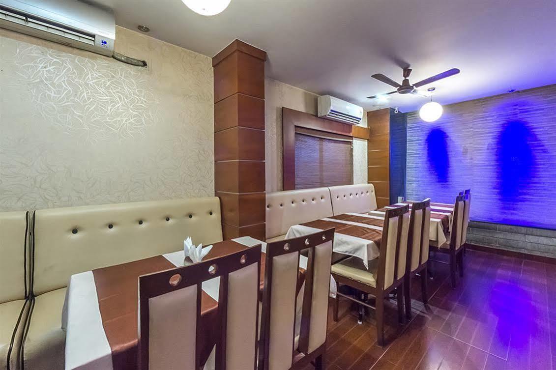 Hotel Vandematharam Бангалор Екстериор снимка